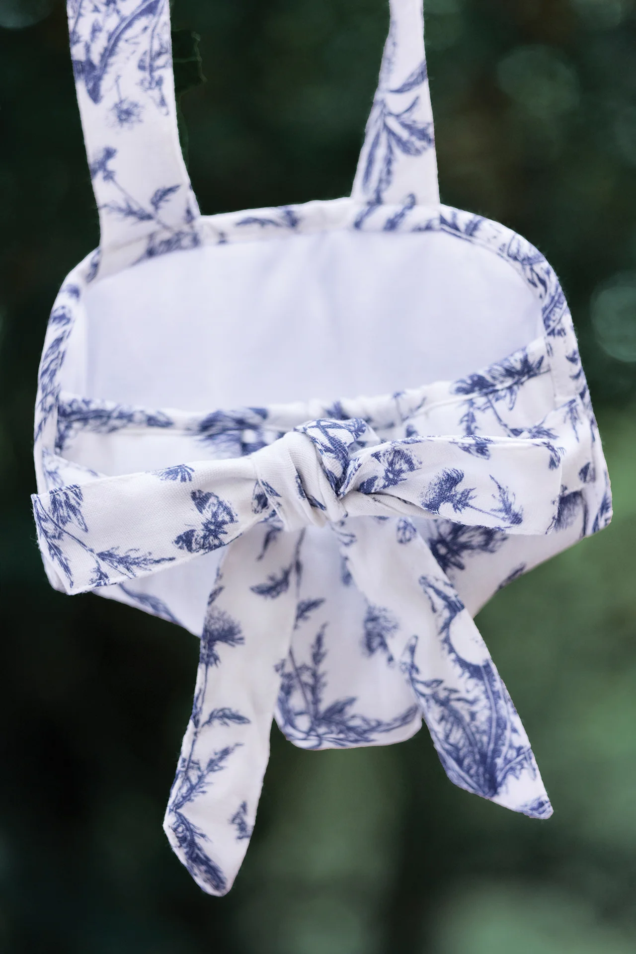 Porte Poupon - Minikane x Tartine et Chocolat Toile de Jouy bleu – Image 6